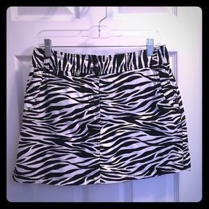 BAY STUDIO Zebra Print Skort